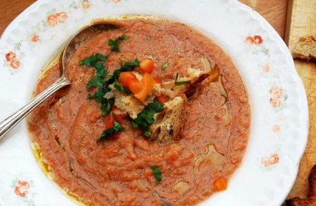 גספצ'ו – מרק עגבניות קר לימים לוהטים